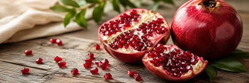Pomegranate Benefits for Skin: Antioxidant Power for Mature Skin